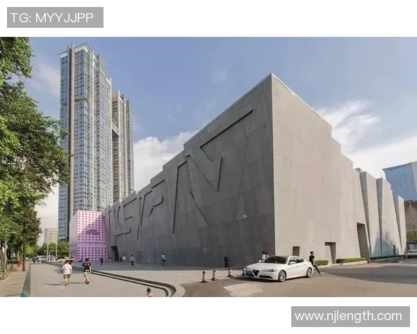 重庆滑板队防守策略解析与滑板热点的深度探讨 重庆滑板队防守策略解析与滑板热点的深度探讨